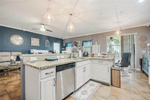 Villa ou maison à vendre à Kissimmee, Floride: 3 chambres, 151.8 m2 № 2324066 - photo 28