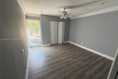 Casa en alquiler en Plantation, Florida, 5 dormitorios, 187.66 m2 № 2031868 - foto 18