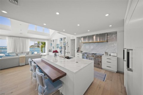 Casa en venta en Sarasota, Florida, 5 dormitorios, 637.5 m2 № 1916742 - foto 11