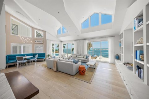 Casa en venta en Sarasota, Florida, 5 dormitorios, 637.5 m2 № 1916742 - foto 18