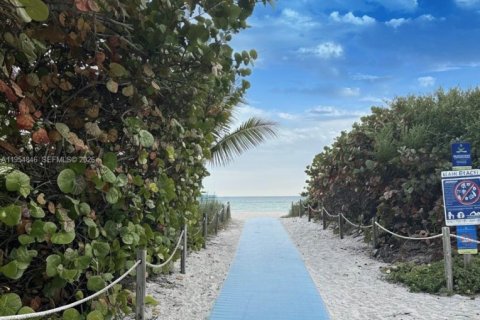 Снять в аренду кондоминиум в Майами-Бич, Флорида 1 спальня, 62.24м2, № 2009297 - фото 20