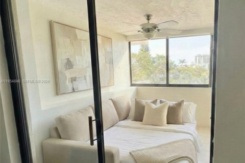 Снять в аренду кондоминиум в Майами-Бич, Флорида 1 спальня, 62.24м2, № 2009297 - фото 8