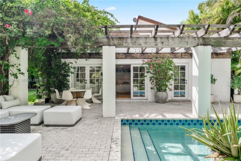 Casa en venta en Coral Gables, Florida, 4 dormitorios, 247.86 m2 № 2027193 - foto 6