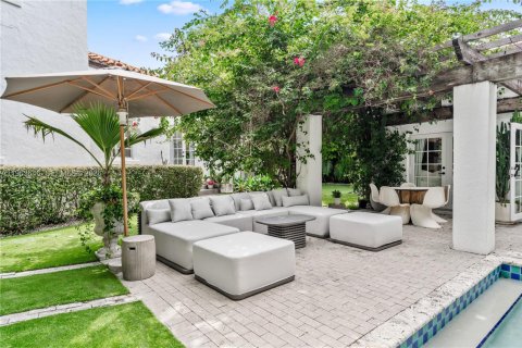 Casa en venta en Coral Gables, Florida, 4 dormitorios, 247.86 m2 № 2027193 - foto 7