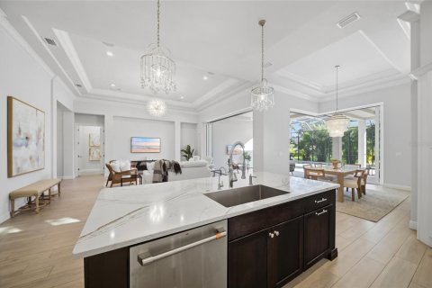 Villa ou maison à vendre à Lakewood Ranch, Floride: 3 chambres, 312.71 m2 № 2416947 - photo 8