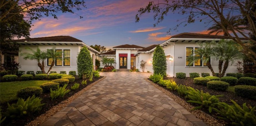 Villa ou maison à Lakewood Ranch, Floride 3 chambres, 312.71 m2 № 2416947