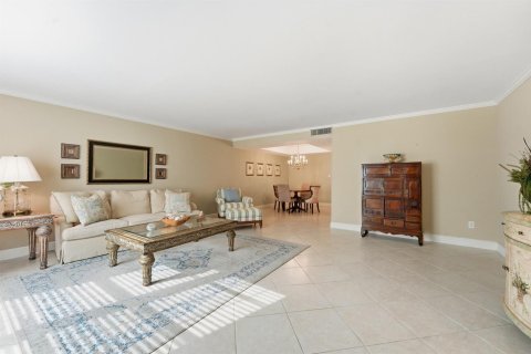 Condo in Vero Beach, Florida, 2 bedrooms  № 2249908 - photo 4