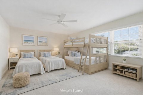Condo in Vero Beach, Florida, 2 bedrooms  № 2249908 - photo 27
