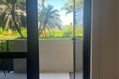 Condominio en venta en Lauderdale-by-the-Sea, Florida, 2 dormitorios, 163.51 m2 № 1786955 - foto 12