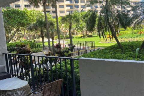 Condominio en venta en Lauderdale-by-the-Sea, Florida, 2 dormitorios, 163.51 m2 № 1786955 - foto 14