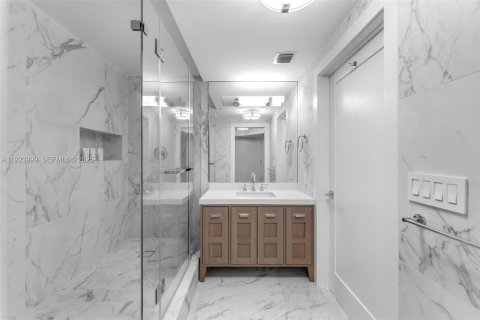 Copropriété à louer à Miami Beach, Floride: 2 chambres, 135.92 m2 № 1990722 - photo 17