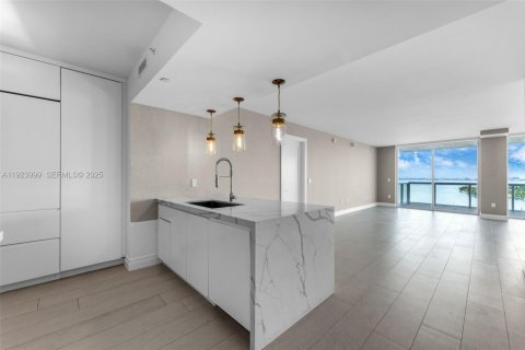 Copropriété à louer à Miami Beach, Floride: 2 chambres, 135.92 m2 № 1990722 - photo 6