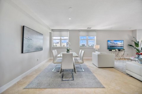 Copropriété à vendre à Fort Lauderdale, Floride: 2 chambres, 211.17 m2 № 2174293 - photo 28