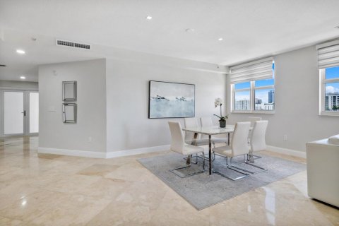 Copropriété à vendre à Fort Lauderdale, Floride: 2 chambres, 211.17 m2 № 2174293 - photo 29