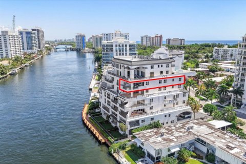Copropriété à vendre à Fort Lauderdale, Floride: 2 chambres, 211.17 m2 № 2174293 - photo 12