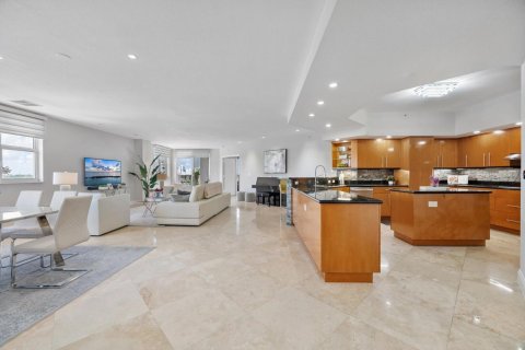 Copropriété à vendre à Fort Lauderdale, Floride: 2 chambres, 211.17 m2 № 2174293 - photo 4