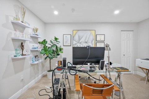 Copropriété à vendre à Fort Lauderdale, Floride: 2 chambres, 211.17 m2 № 2174293 - photo 24