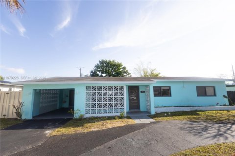 Casa en alquiler en Fort Lauderdale, Florida, 3 dormitorios, 160.44 m2 № 2031036 - foto 5