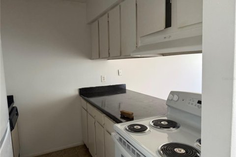 Copropriété à louer à Orlando, Floride: 2 chambres, 50.72 m2 № 2202121 - photo 8