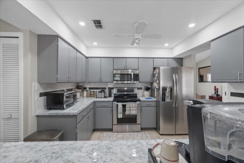 Casa en venta en Spring Hill, Florida, 4 dormitorios, 187.57 m2 № 1681913 - foto 11