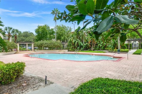 Condo in Altamonte Springs, Florida, 1 bedroom  № 2225070 - photo 2