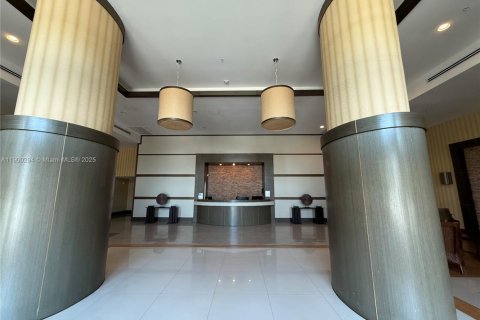 Снять в аренду кондоминиум в Майами, Флорида 37.16м2, № 1951636 - фото 23