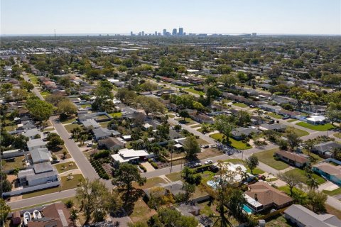 House in Saint Petersburg, Florida 2 bedrooms, 97.27 sq.m. № 1579179 - photo 24