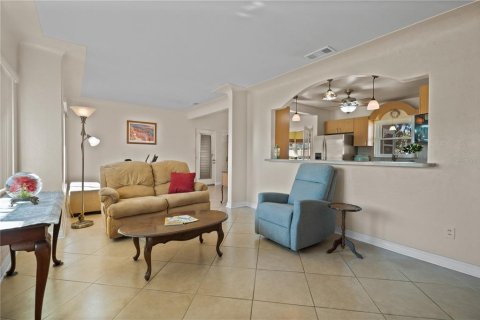 House in Saint Petersburg, Florida 2 bedrooms, 97.27 sq.m. № 1579179 - photo 13
