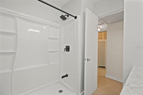 House in Saint Petersburg, Florida 2 bedrooms, 97.27 sq.m. № 1579179 - photo 19