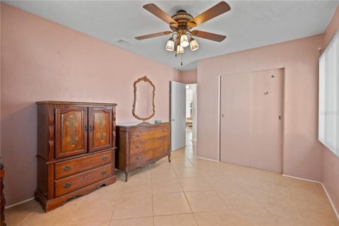 House in Saint Petersburg, Florida 2 bedrooms, 97.27 sq.m. № 1579179 - photo 18