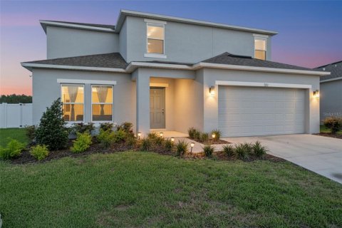 House in Groveland, Florida 5 bedrooms, 217.48 sq.m. № 2225383