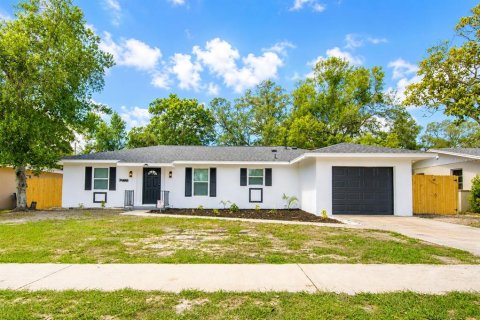 Casa en Spring Hill, Florida 3 dormitorios, 132.48 m2 № 2095521