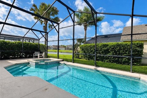 Villa ou maison à louer à Kissimmee, Floride: 4 chambres, 159.79 m2 № 2431887 - photo 2