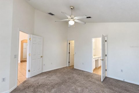 Villa ou maison à louer à Kissimmee, Floride: 4 chambres, 159.79 m2 № 2431887 - photo 7