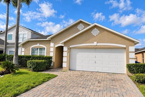 Villa ou maison à Kissimmee, Floride 4 chambres, 159.79 m2 № 2431887