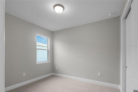 Casa en venta en Tavares, Florida, 3 dormitorios, 160.16 m2 № 2230141 - foto 13