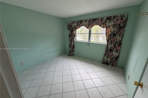 Condominio en venta en Hallandale Beach, Florida, 2 dormitorios, 95.41 m2 № 2056095 - foto 6