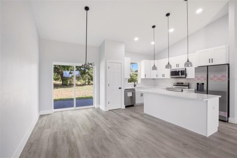 Casa en venta en Sebring, Florida, 3 dormitorios, 138.24 m2 № 2220930 - foto 5