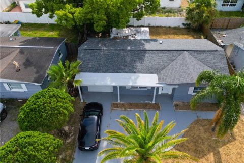 House in Holiday, Florida 2 bedrooms, 78.78 sq.m. № 1868880 - photo 3