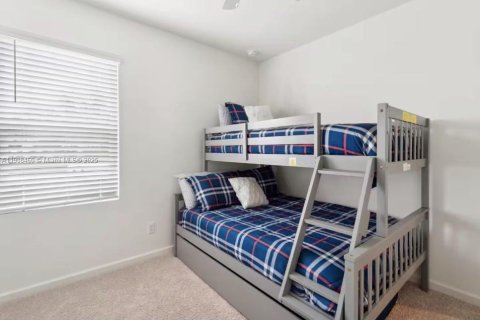 Купить виллу или дом в Порт-Сент-Луси, Флорида 4 спальни, 178м2, № 1969499 - фото 8