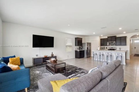 Купить виллу или дом в Порт-Сент-Луси, Флорида 4 спальни, 178м2, № 1969499 - фото 4