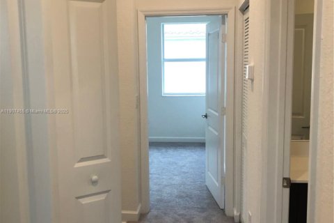 Купить таунхаус в Хомстед, Флорида 3 спальни, 123.65м2, № 1967834 - фото 13