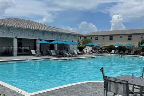 Купить таунхаус в Хомстед, Флорида 3 спальни, 123.65м2, № 1967834 - фото 18