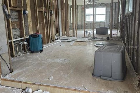 Casa en venta en Saint Petersburg, Florida, 4 dormitorios, 168.06 m2 № 1848408 - foto 6