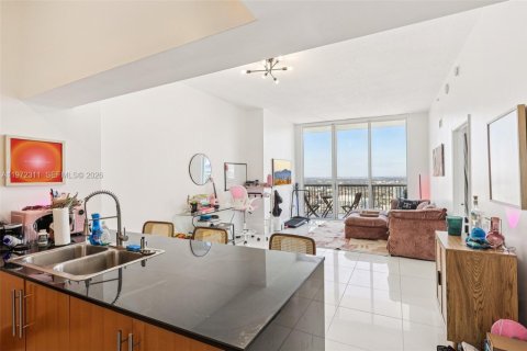 Снять в аренду кондоминиум в Майами, Флорида 1 спальня, 73.49м2, № 2040330 - фото 8