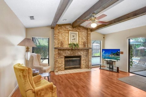 House in Seffner, Florida 4 bedrooms, 178.74 sq.m. № 1758137 - photo 3