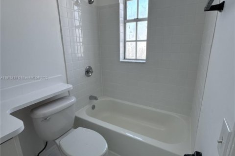 Condo in Miami Beach, Florida, 1 bedroom  № 1971594 - photo 4