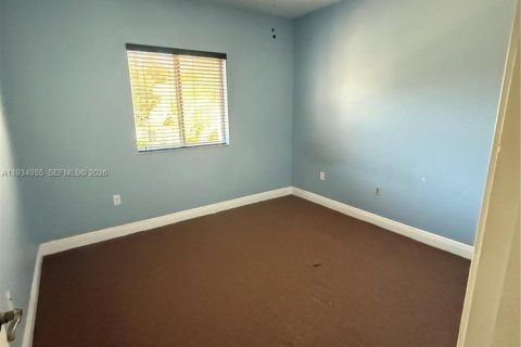 Villa ou maison à louer à Homestead, Floride: 5 chambres, 331.38 m2 № 1993187 - photo 29