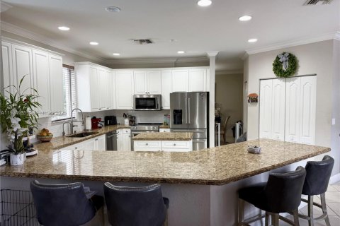 House in Homestead, Florida 5 bedrooms, 331.38 sq.m. № 1993187 - photo 4