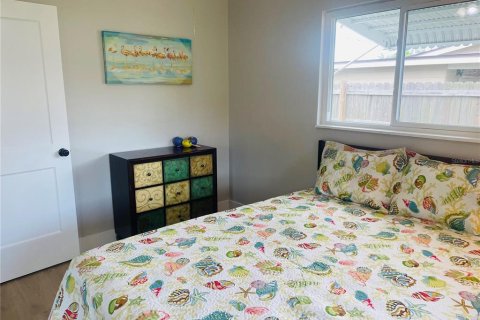House in Saint Petersburg, Florida 2 bedrooms, 75.81 sq.m. № 2132343 - photo 28